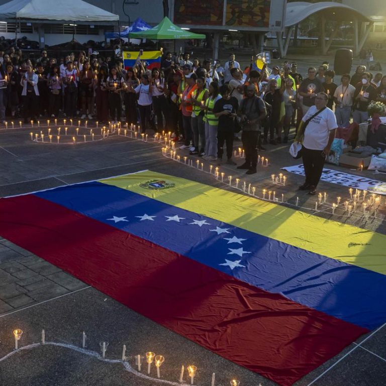 Aumentan a 3.535 los fallecidos por los terremotos en Venezuela