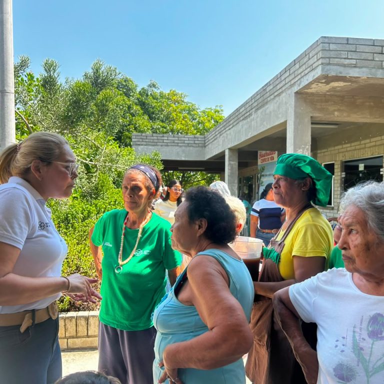 Soledad continúa fortaleciendo los espacios para los adultos mayores